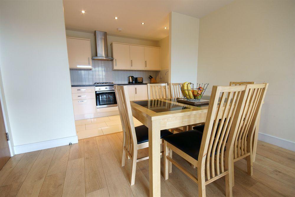 Lodge Drive Serviced Apartments Enfield Buitenkant foto